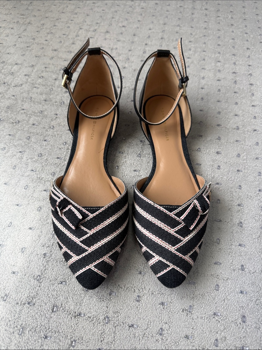 Black and White Striped Pointed Ankle-Strap Flats, size 7.5